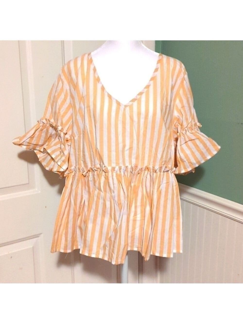 1XL Striped Top Flutter Sleeves Lightweight